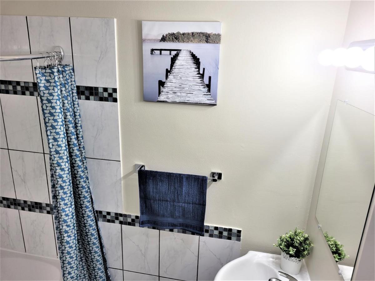 Cozy 4 Bedroom Townhouse - Peaceful Feel Of Home Winnipeg Eksteriør bilde
